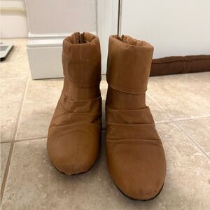 Tan Ankle Boots - Stylish Comfort